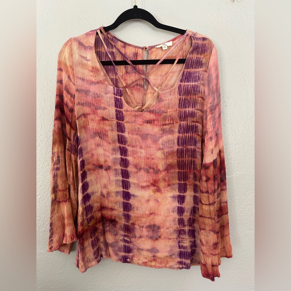 Entro from The Buckle Bell Sleeve Tie DyeTop Large
